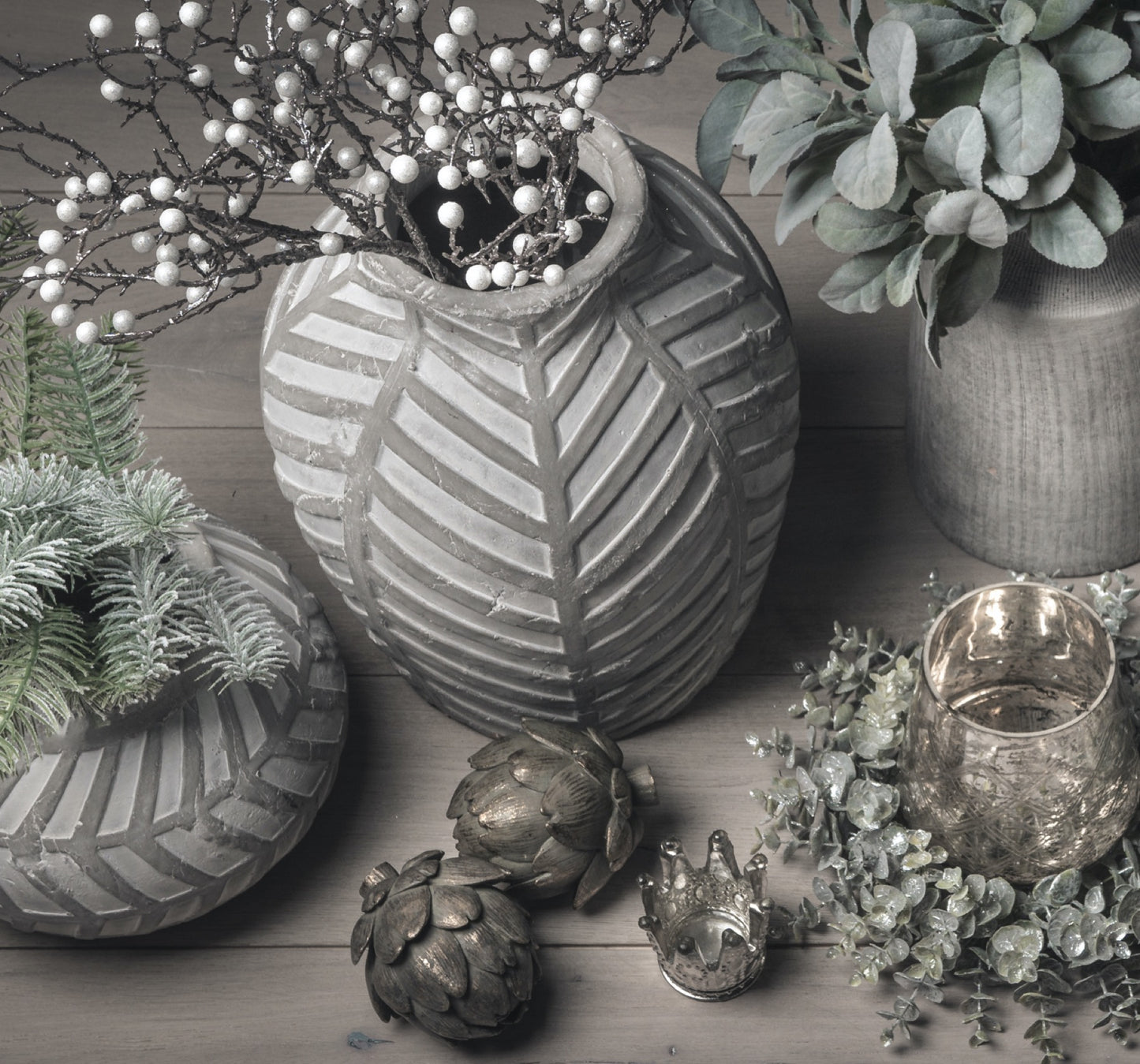 Bali Leaf Vase